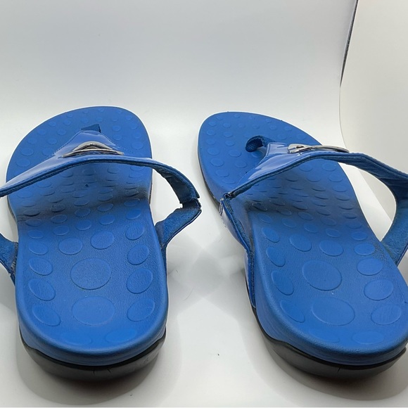 Vionic orthaheel bright blue size 8 sandals/flipies with sliver cut out triangle - Picture 2 of 5